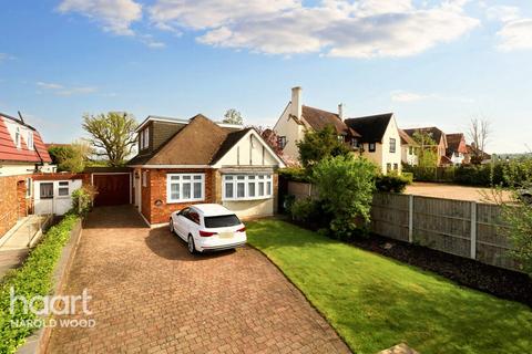 129 Shepherds Hill, Romford, RM3 0NR