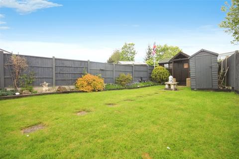 2 bedroom bungalow for sale, Beauchamps Drive, Wickford, Essex, SS11