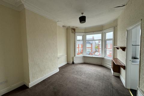 2 bedroom flat for sale, Waterloo Road, Blackpool FY4