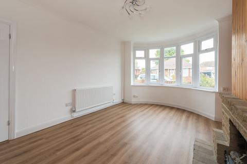 25 Kings Avenue, Newington, Ramsgate, CT12 6DL