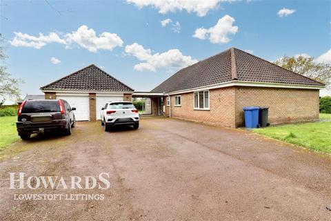 3 bedroom bungalow to rent, Hall Farm, Gilesham