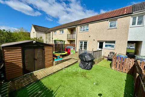 2 bedroom terraced house for sale, 125 Clippens Road, Linwood