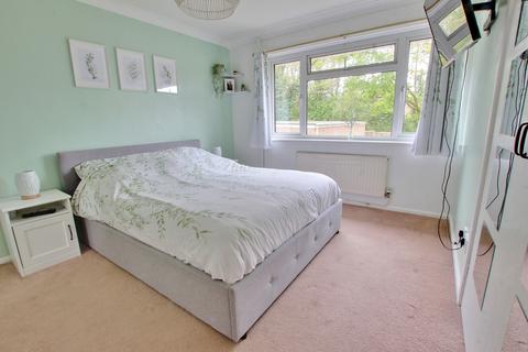 2 bedroom maisonette for sale, Hotspur Close, Hythe