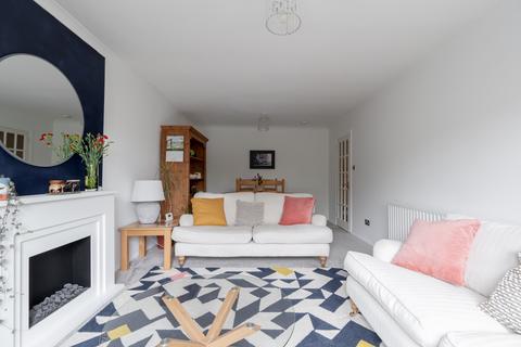 2 bedroom flat for sale, Lanark Road, Juniper Green EH14