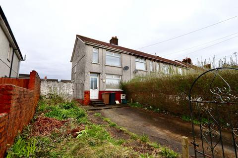 2 bedroom semi-detached house for sale, Bedwellty Road, Cefn Fforest, NP12
