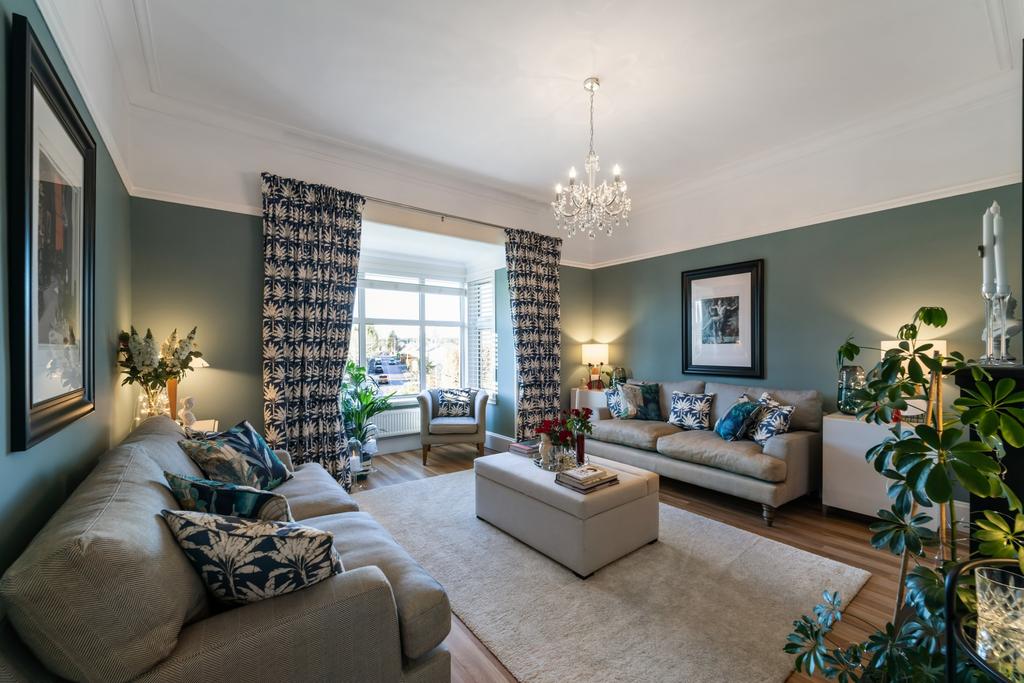 Angus Road, Scone, Perthshire, PH2 6RA 3 bed detached bungalow for sale £315,000