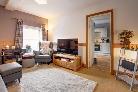 1 bedroom flat for sale, Market Place, Blandford Forum