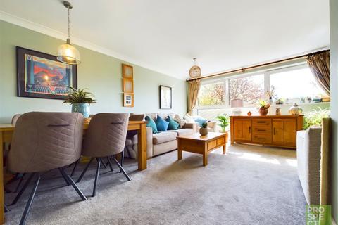 3 bedroom maisonette for sale, Denham Close, Maidenhead, Berkshire, SL6