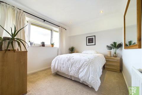 3 bedroom maisonette for sale, Denham Close, Maidenhead, Berkshire, SL6