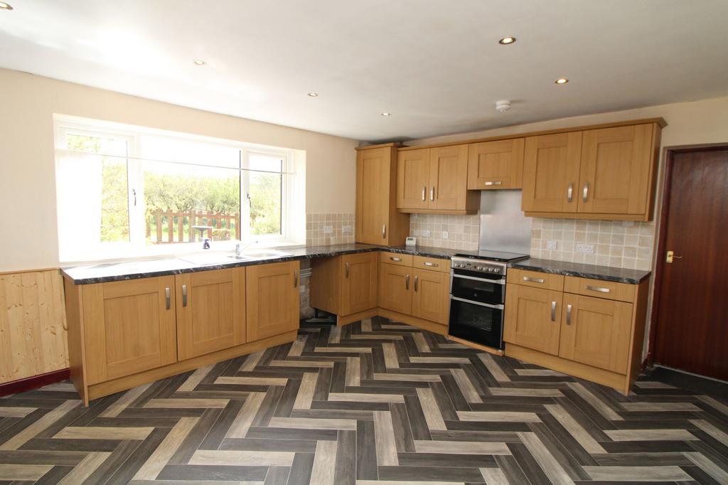 Clattering Ford, Roadhead, CA6 4 bed detached bungalow to rent £800