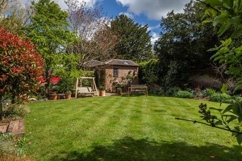 5 bedroom detached house for sale, St. Peters Street, Bishops Waltham, Hampshire, SO32