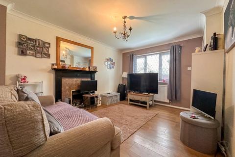 2 bedroom semi-detached house for sale, Speedwell Crescent, Scunthorpe, North Lincolnshire, DN15