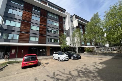 2 bedroom apartment to rent, Hudson Court, Broadway Salford, M50 2UF