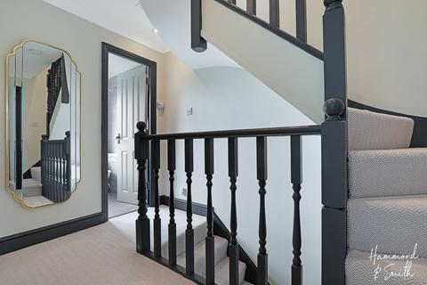 81 Crows Road, Epping, CM16 5DH