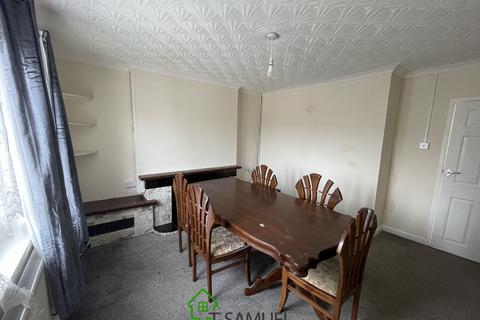 3 bedroom flat to rent, Hawthorn Terrace, Mountain Ash