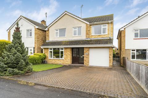 Grove - 5 bedroom detached house for sale