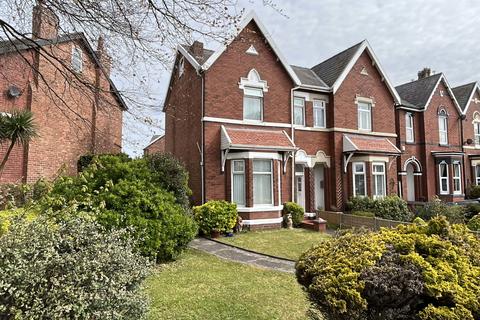 4 bedroom semi-detached house for sale, Cambridge Road, Southport PR9