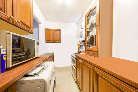 42 Howard Road, New Malden, KT3 4EA
