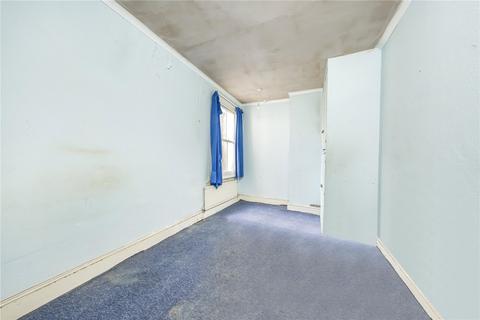 42 Howard Road, New Malden, KT3 4EA