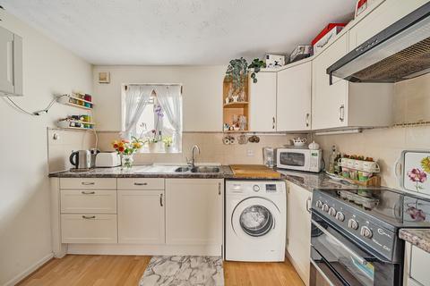 2 bedroom flat for sale, Oban Court, Pentand Avenue, Edgware, Greater London. HA8 8LB