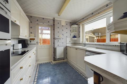 3 bedroom detached bungalow for sale, Pendine Crescent, Lincoln LN6