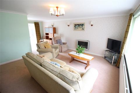 4 bedroom detached house for sale, Court Barn Close, Lee-On-The-Solent, Hampshire, PO13