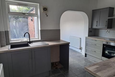 2 bedroom terraced house for sale, 15 Vicarage Road, Wollaston, Stourbridge, West Midlands, DY8 4NS