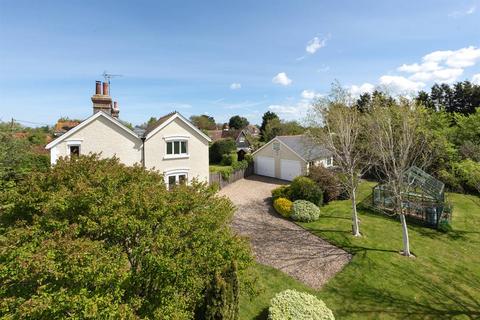 4 bedroom detached house for sale, Highstead, Canterbury