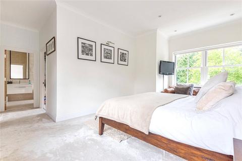 4 bedroom link detached house for sale, Fountains Park, Westerham Road, Westerham, Kent, TN16