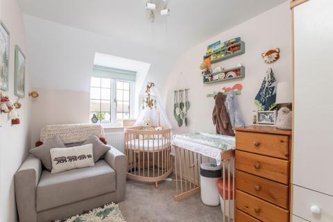 47 Cutsdean Close, Bishops Cleeve, Cheltenham, GL52 8UT