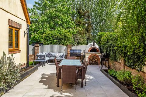 Copperfield Four Elms Road, Edenbridge, TN8 6AB