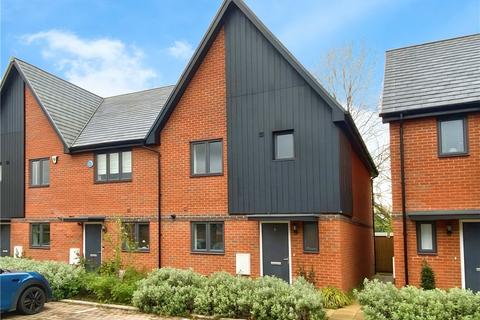 3 bedroom semi-detached house for sale, Bridle Road, Arborfield Green, Reading
