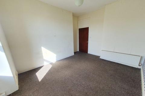3 bedroom flat for sale, Knoxville Road, Kilbirnie KA25