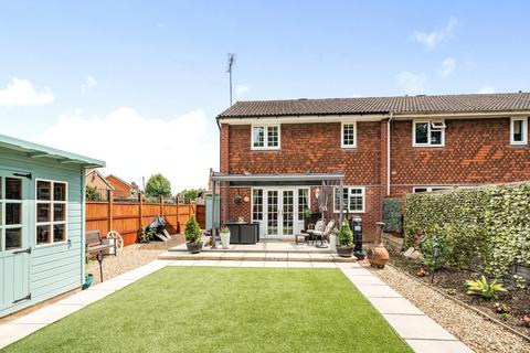 2 Baird Drive, Wood Street Village, Guildford, GU3 3EF