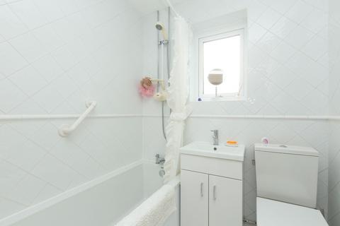 27 Cunningham Crescent, Birchington, CT7 9LF