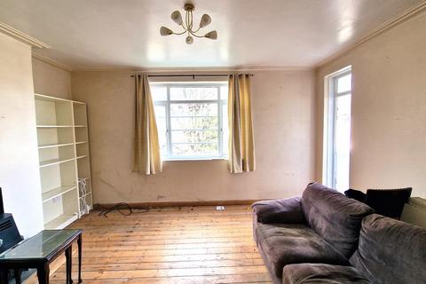 2 bedroom flat for sale, Brian Court, Wetherill Road, Muswell Hill N10