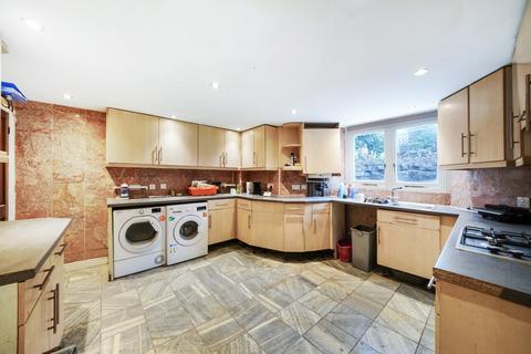 5 bedroom semi-detached house to rent, Belmont Hill, London, Greater London, SE13