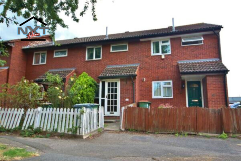2 bedroom house to rent, Sheerwater Road, Canning Town, E16
