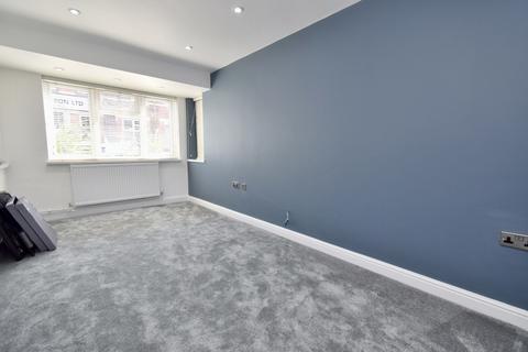 4 bedroom terraced house for sale, Lancaster Street, North Evington, Leicester, LE5