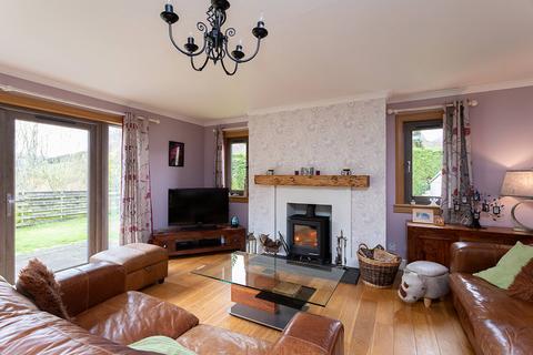 Grassways, 17 Dalchiaran, Fearnan, Aberfeldy, PH15 2QW