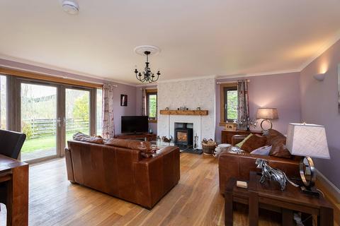 Grassways, 17 Dalchiaran, Fearnan, Aberfeldy, PH15 2QW