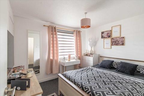 2 bedroom semi-detached villa for sale, Dunfermline KY11