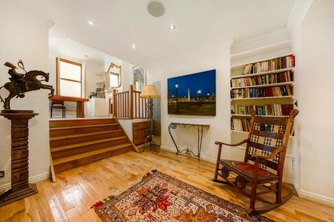 4 bedroom semi-detached house to rent, Stephendale Road, SW6