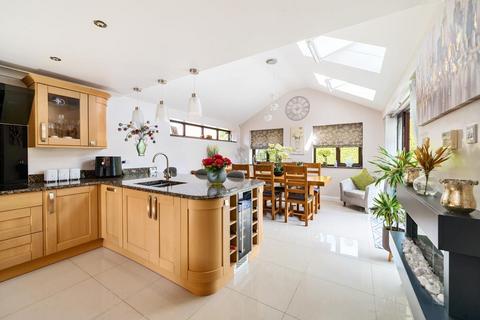 4 bedroom detached house for sale, Worcester,  Worcestershire,  WR5