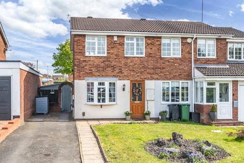2 bedroom semi-detached house for sale, Brompton Drive, Brierley Hill, West Midlands, DY5