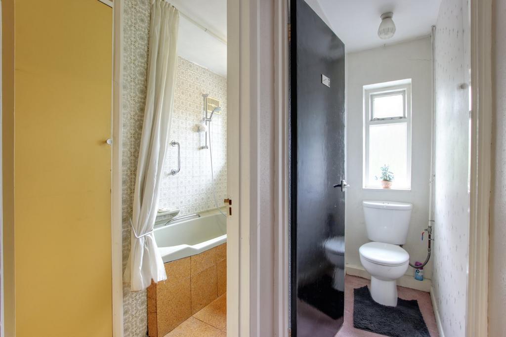 Bathroom &amp; Wc