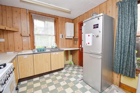 16 Greville Road, London, E17 9HG