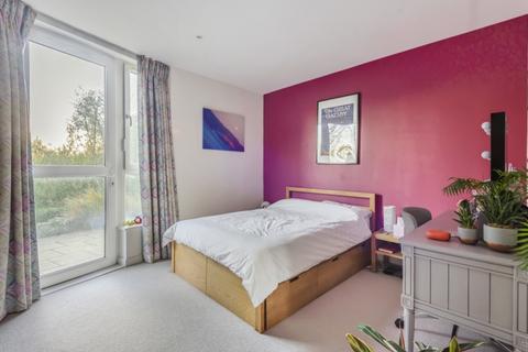 2 bedroom apartment to rent, Astell Road Blackheath SE3