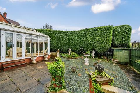 25 Catholic Lane, Sedgley, Dudley, DY3 3UF