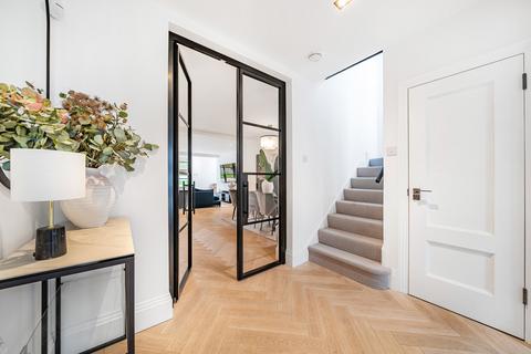 48 Kings Orchard, London, SE9 5TJ
